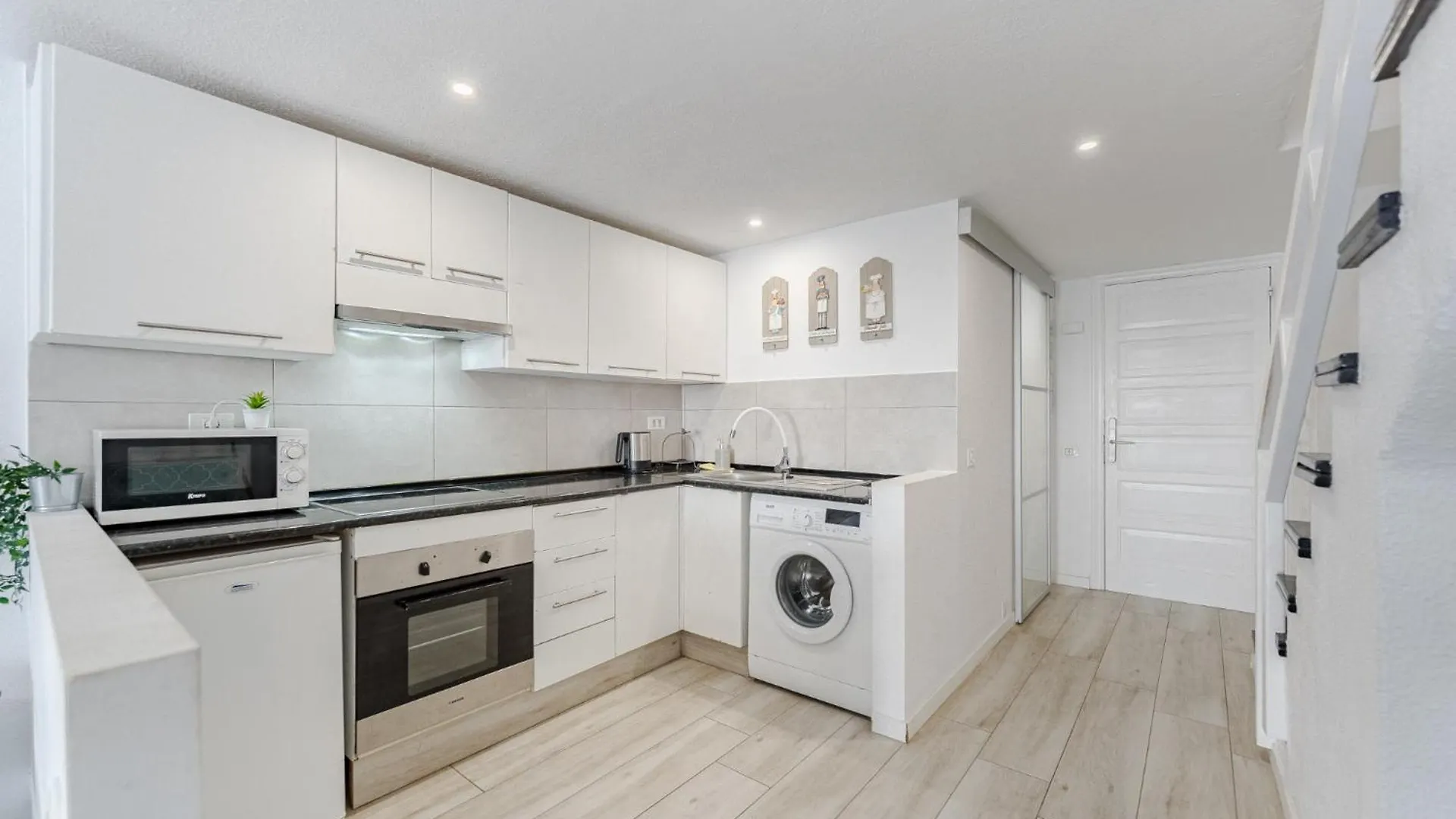 شقة Parque Santiago II Exceptional Duplex With Terrace بلايا ذي لاس أميريكاس 0*,